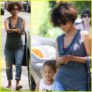 Halle Berry: Doctor's Office with Nahla