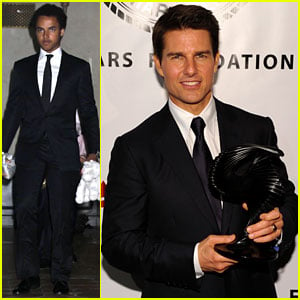 Tom Cruise: Friars Club Ceremony with Suri & Connor!