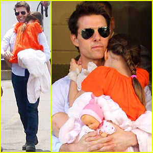 Tom Cruise & Suri Head To Their Helicopter!