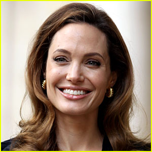 Angelina Jolie: World Humanitarian Day Message!