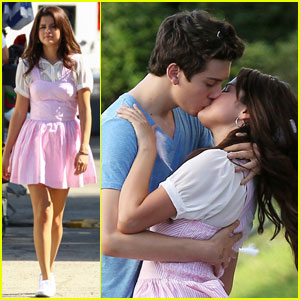 Selena Gomez & Nat Wolff : Kissing Under 'Guidance'!