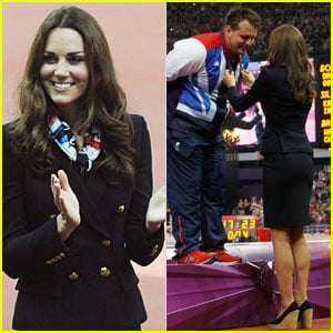 Duchess Kate Presents Aled Davies with His Gold Medal!