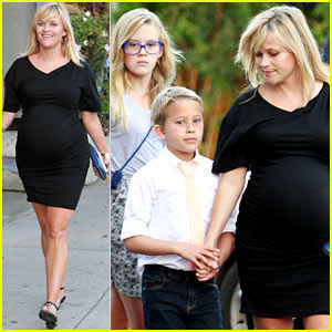 Reese Witherspoon: Gjelina Family Dinner!