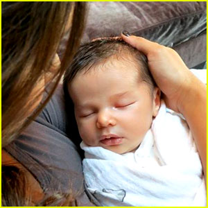 Vanessa & Nick Lachey Share Baby Camden's First Photo!