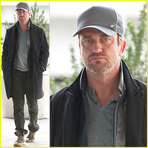 Gerard Butler: 'Dragons: Gift of the Night Fury' Voice Actor!