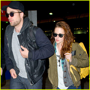 Kristen Stewart & Robert Pattinson Jet Out of JFK!