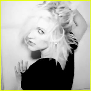 Ashlee Simpson's 'Bat for a Heart' Video - Watch Now!
