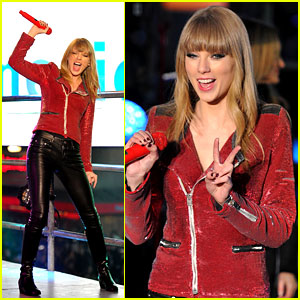 Taylor Swift: New Year's Eve Performance in Times Square!