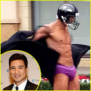 Mario Lopez Streaks Shirtless for Super Bowl Bet on 'Extra'!