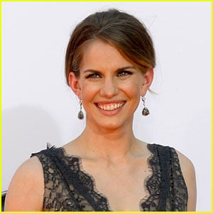 Anna Chlumsky: Pregnant with First Child!