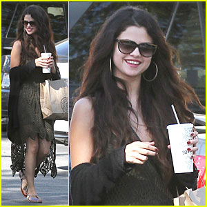 Selena Gomez: Recording My Album was Super Fun!
