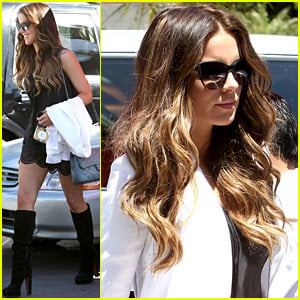 Kate Beckinsale: Dressed Up at the Six!