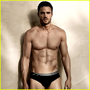 Thom Evans: New 'D. Hedral' Underwear Campaign Pics!