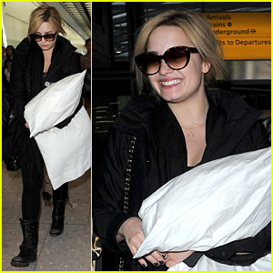 Demi Lovato: Shout Out to My Fans in London!