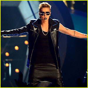 Justin Bieber - Billboard Music Awards 2013 Performance (Video)