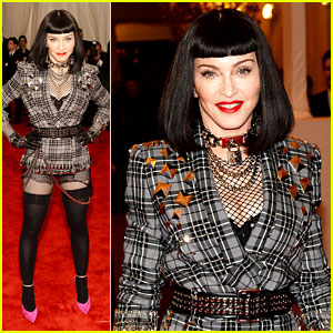 Madonna: Short Black Bob Hairdo on Met Ball 2013 Red Carpet