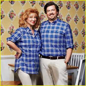 Maya Rudolph & Danny McBride: Awkward Family Photo for 'GQ's Comedy Issue!