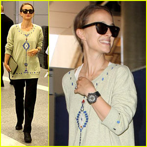 Natalie Portman Arrives in Los Angeles After Paris Trip