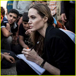 Angelina Jolie Meets with Syrian Refugees at Jordan Border