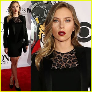 Scarlett Johansson - Tony Awards 2013 Red Carpet