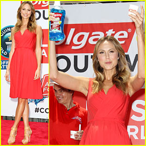 Stacy Keibler: Wish for a Swish Benefit!