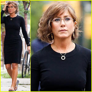 Jennifer Aniston: Bespeckled for 'Squirrels to the Nuts'!