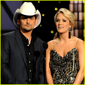 Carrie Underwood: CMA Host 2013 with Brad Paisley!