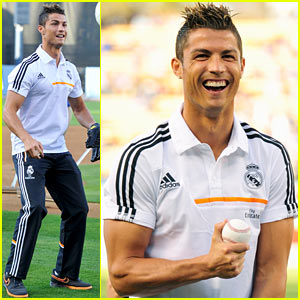 Cristiano Ronaldo Throws First Pitch for Yankees vs. Dodgers!