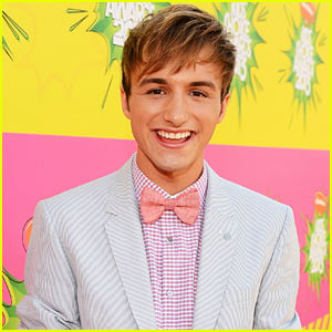 Fred's Lucas Cruikshank Comes Out as Gay (Video)