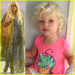 Jessica Simpson: Doctor Trip After Posting 'Beautiful' Maxwell Pic!