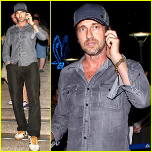 Gerard Butler Lands in Los Angeles After Long Travel Day