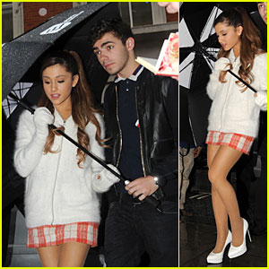 Ariana Grande & Nathan Sykes Battle the Rain Together!