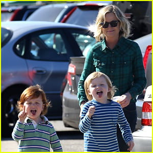 Amy Poehler's Sons Make Funny Faces at Photographers!