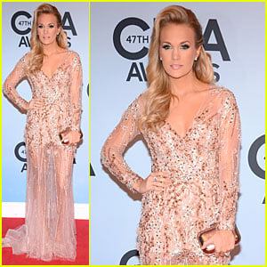 Carrie Underwood - CMA Awards 2013 Red Carpet