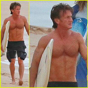 Sean Penn: Shirtless Surfer Dude in Hawaii!