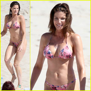Stephanie Seymour Shows Off Amazing Bikini Body at 45