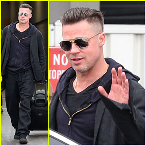 Brad Pitt Touches Down in Sydney After Awards Weekend!