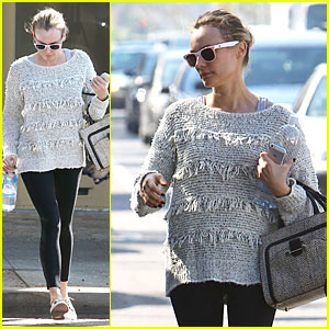 Diane Kruger Starts Week with Frilly Pilates Session!