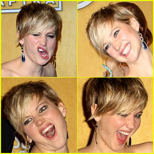 Jennifer Lawrence: Funny Faces in SAG Awards Press Room!