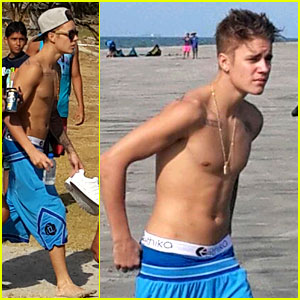 Justin Bieber in Panama with Chantel Jeffries - New Beach Pics