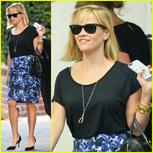 Reese Witherspoon Steps Out After 'The Intern' News