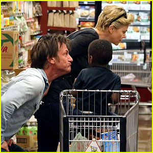 Sean Penn Makes Funny Faces for Charlize Theron's Son!