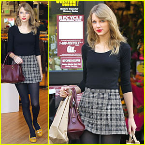 Taylor Swift Starts New Year with Shopping!