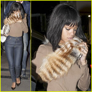 Rihanna: Paris Dinner at L'Avenue!