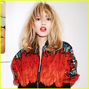 Suki Waterhouse to 'Muse': I Want a Baby in 10 Years (Exclusive!)