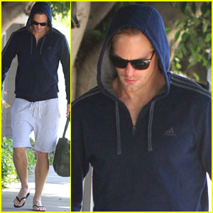 Alexander Skarsgard Keeps His 'Tarzan' Body in Shape with a Trip to the Gym!