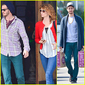 Andrew Garfield Builds Mother-Son Chemistry with '99 Homes' Co-star Laura Dern!