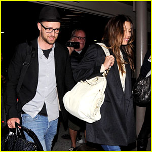 Justin Timberlake & Jessica Biel Arrive Home from Barbados!