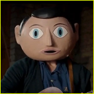 Michael Fassbender (Sadly) Wears a Giant Fake Head in 'Frank' Trailer