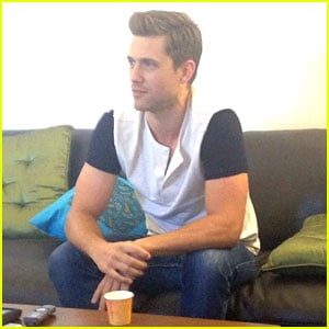 Graceland's Aaron Tveit Dishes On His Future Broadway Return!